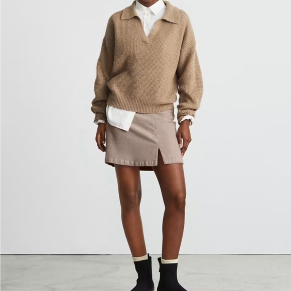 Everlane Moleskin Mini Skirt in Beige Tan Khaki Color Size 0 Like New Condition - Picture 5 of 11